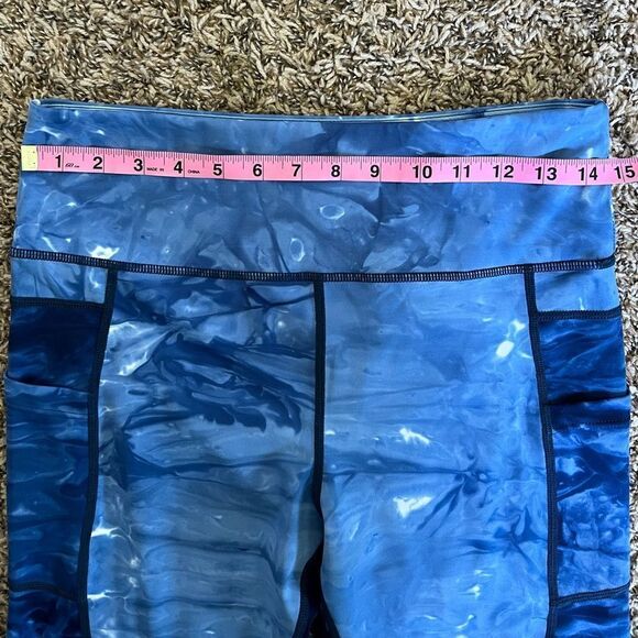 Zyia Hendrix Cropped Leggings - Picture 10 of 11